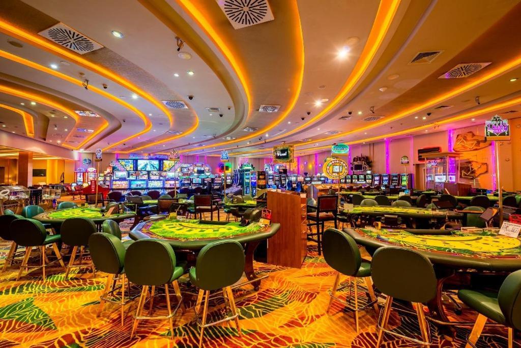 Vuni Palace Luxury Resort & Beach & Casino Kerínia Kültér fotó