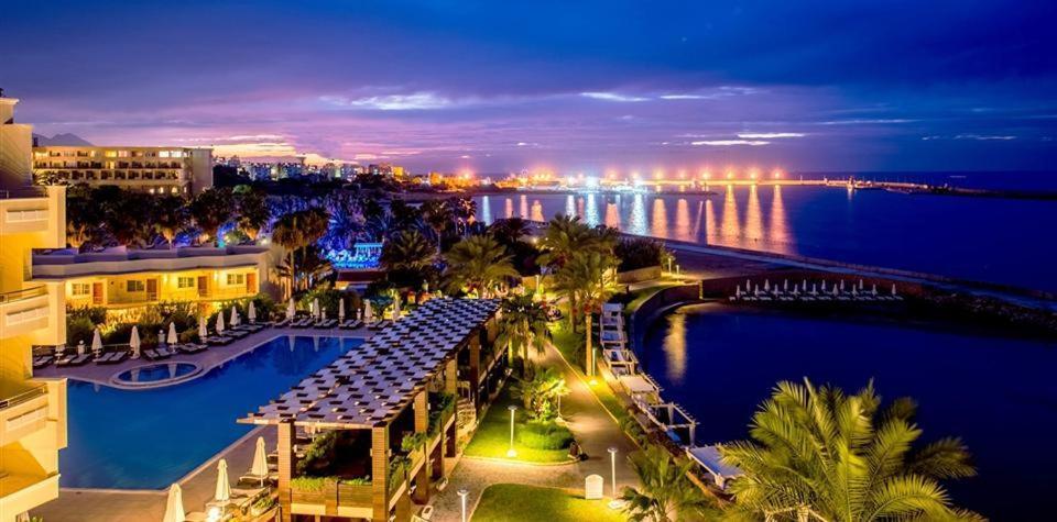 Vuni Palace Luxury Resort & Beach & Casino Kerínia Kültér fotó