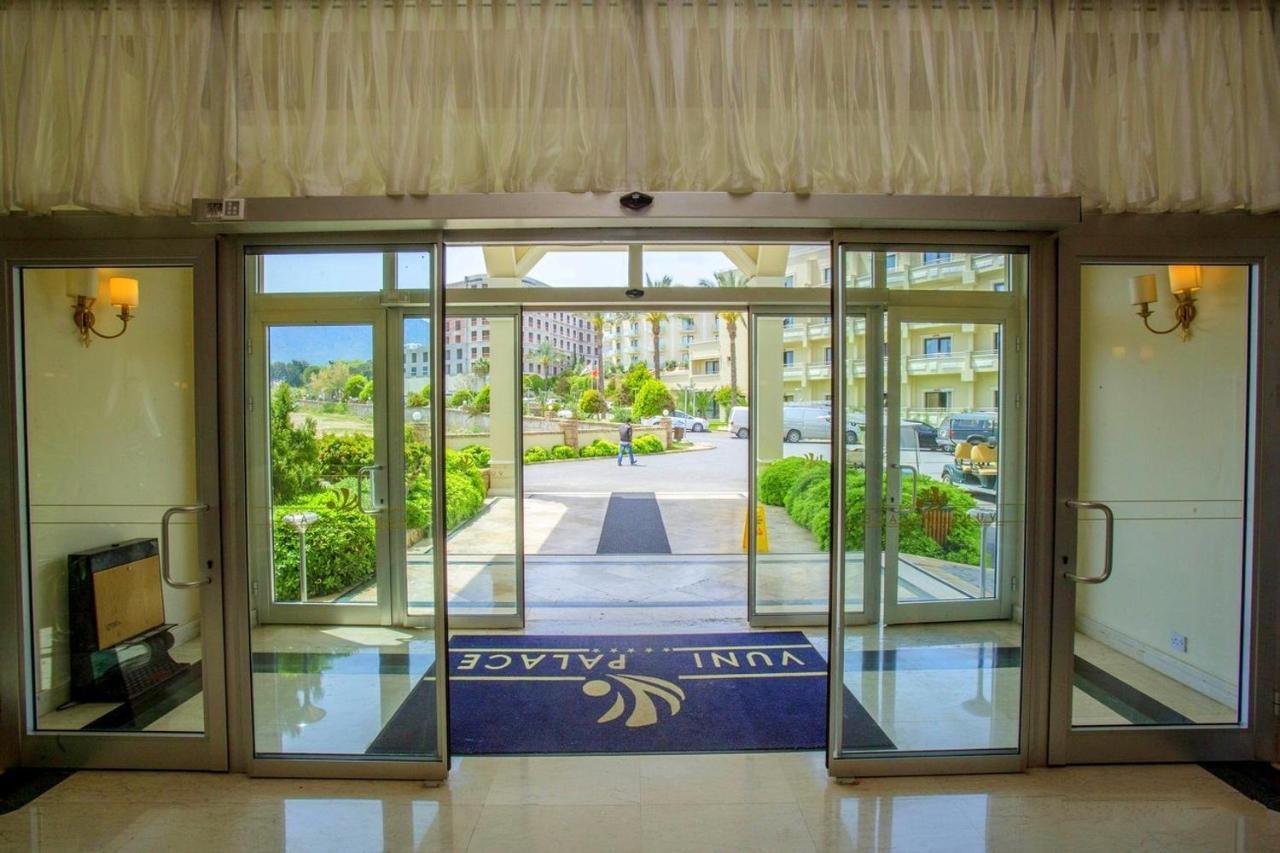 Vuni Palace Luxury Resort & Beach & Casino Kerínia Kültér fotó